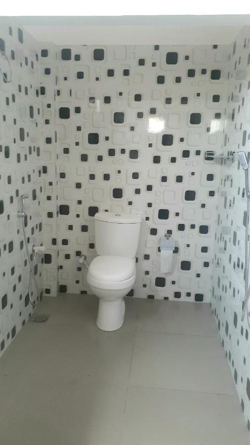 Airport Layover B&B Katunayaka Екстериор снимка