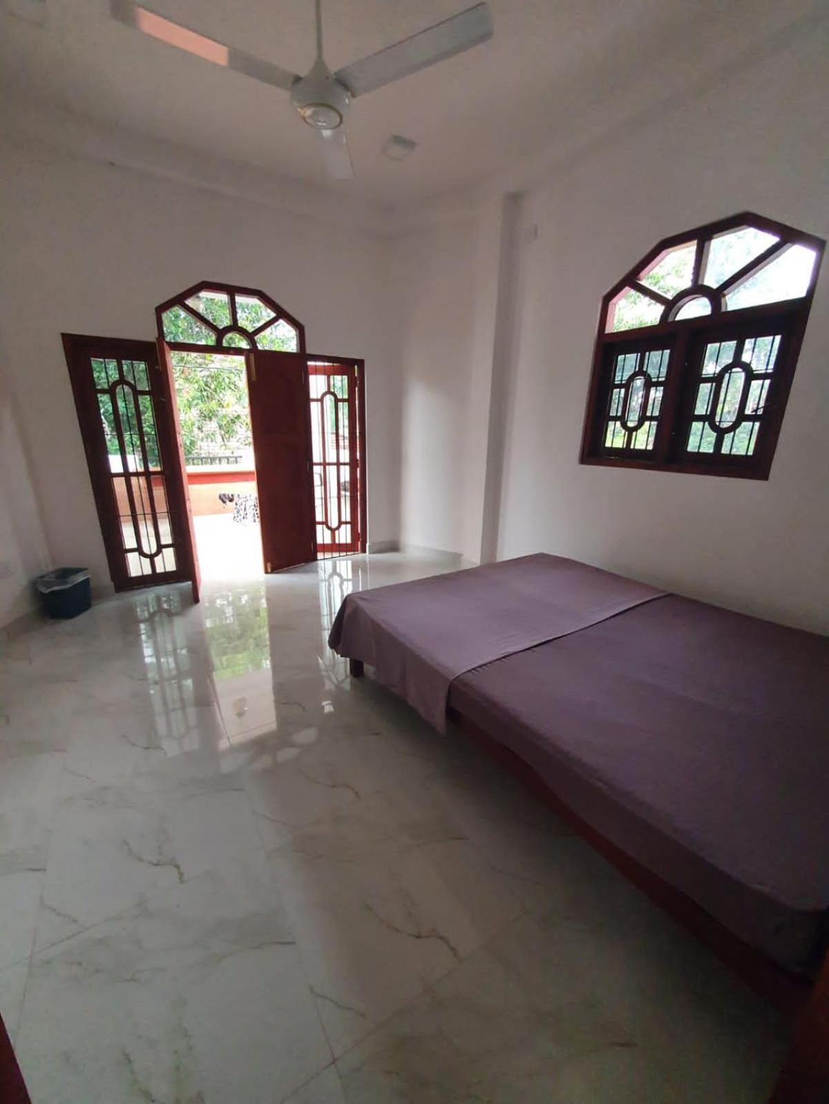 Airport Layover B&B Katunayaka Стая снимка